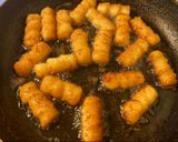 Grillezett rozmaringos camembert burgonyakrokettel és mediterrán salátával recept fázis 1 fotója
