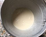 A picture of step 3 of Thick Banana Smoothie.