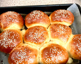 صورة لخطوة 2 من وصفة خبز الحليب 🥰 بنين 😋 وخفيف 😍😍