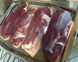 Une image de l'étape 4 de Filets de canard marinés citron vert poivron et oignon rouge caramélisé.