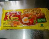 Foto langkah ke 1 dari resep Martabak Mie.