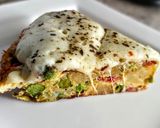 Foto del paso 2 de la receta: TORTILLA Forrada con Mozzarella...!😋