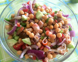 Foto del paso 4 de la receta: Ensalada marinera de garbanzos