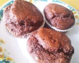 A picture of step 10 of Easy Chocolate Chip Tofu Muffins.
