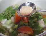 Foto langkah ke 4 dari resep Sup Ngohyong Tahu.