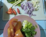 Foto langkah ke 1 dari resep Sop Ikan kuah bening.