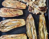 Foto del paso 2 de la receta: Berenjena a la napolitana con repollo al horno 🍆💜