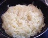 A picture of step 3 of Caramelized Onions.