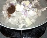 Foto langkah ke 2 dari resep Chicken Bone Clear Soup.