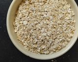 ખજુર અને ઓટ્સ બોલ્સ(Dates & oats balls recipe in Gujarati) રેસીપી સ્ટેપ3ફોટો