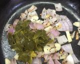 A picture of step 4 of Moringa Idly fry.