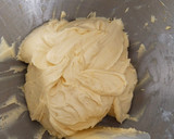 Foto langkah ke 4 dari resep Zebra Butter Cake.