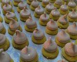 Foto langkah ke 6 dari resep Cheese button cookies.