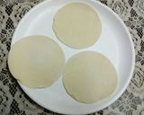 A picture of step 8 of Veg momos.