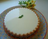 A picture of step 7 of Easy Yogurt No-Bake Cheesecake.