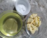 Foto langkah ke 1 dari resep Minyak Bawang / Garlic Oil.