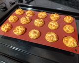 A picture of step 5 of Flourless, Sugar-Free Muffins.