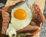 Hình bước làm 5 của món Bữa Sáng Ngon Với Sandwish, Bacon, Trứng, Cheese