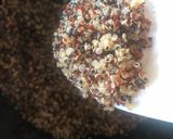 Hình bước làm 1 của món Salad bơ & hạt quinoa