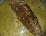Foto del paso 6 de la receta: Solomillo de cerdo relleno en salsa de curry verde