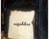 A picture of step 2 of Toast bread.