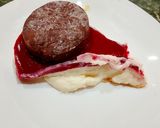 Foto del passaggio 26 della ricetta Cheesecake con Pasta Sfoglia Dolce Friabile e Salsa di Ciliegie a Specchio