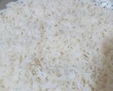 A picture of step 4 of Mutanjan meetha Rice.