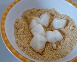A picture of step 3 of Easy Bite-Size Kinako Mochi.