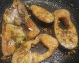 Hình bước làm 4 của món Cá Basa kho (bữa ăn gia đình)