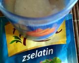 Meggyes tejfölös túrótorta kekszalapon recept fázis 7 fotója