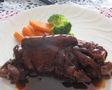 A picture of step 6 of Pig Feet with Italian Balsamic Vinegar.