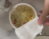 Foto del paso 2 de la receta: Sopa maruchan de elote o maruchalote