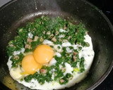 Foto del paso 3 de la receta: Huevos revueltos con espinaca y jamón