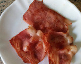 Foto del paso 2 de la receta: Huevos rellenos con crujiente de bacon ahumado