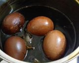 Foto langkah ke 4 dari resep Telur Pindang .