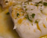 Foto del paso 5 de la receta: Merluza a la plancha sobre cama de puré de espárragos