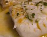 Foto del paso 5 de la receta: Merluza a la plancha sobre cama de puré de espárragos