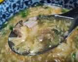 รูปขั้นตอนการทำที่ 9 ของ ซุปไก่-ไข่หยอด (Chicken Egg Drop Soup)