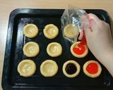 Foto langkah ke 10 dari resep Thumbprint cookies.