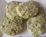 Foto del paso 4 de la receta: Hamburguesas de Brócoli 🥦 rellenas de queso 🧀