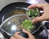 A picture of step 3 of Samak rice upma.