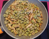 Foto del paso 4 de la receta: Habas con panceta y boquerones