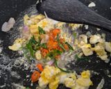 Foto langkah ke 2 dari resep Nasi Goreng Daun Jeruk.