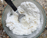 Foto del paso 8 de la receta: Budín de mandarina 🍊 con glaseado de coco, nuez y almendra - Con manteca o con aceite