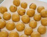 A picture of step 8 of Indian Sweet Laddu.