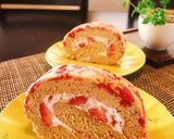 A picture of step 31 of Berry Berry Roll Cake.