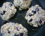 A picture of step 5 of Vegetarian Eggplant Burger.