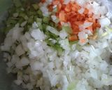 A picture of step 1 of Easy Meat Sauce Pasta.