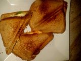 Cheesy Veggie Sandwich