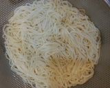 A picture of step 5 of Oyishi Japanese Noodle Soup.